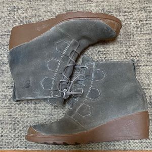 Sorel Wedges Women’s size 9 narrow